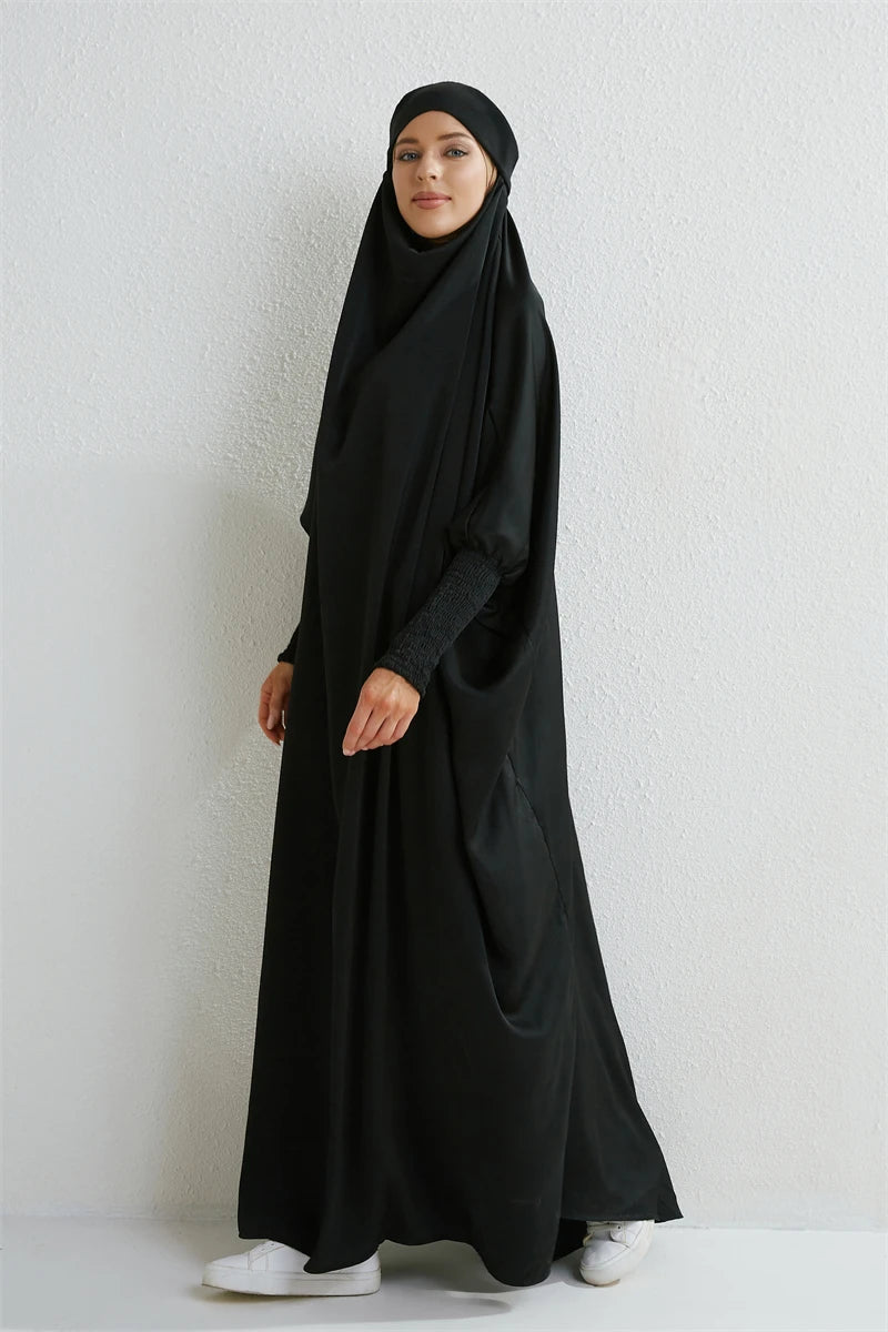 Graceful Flowing Abaya