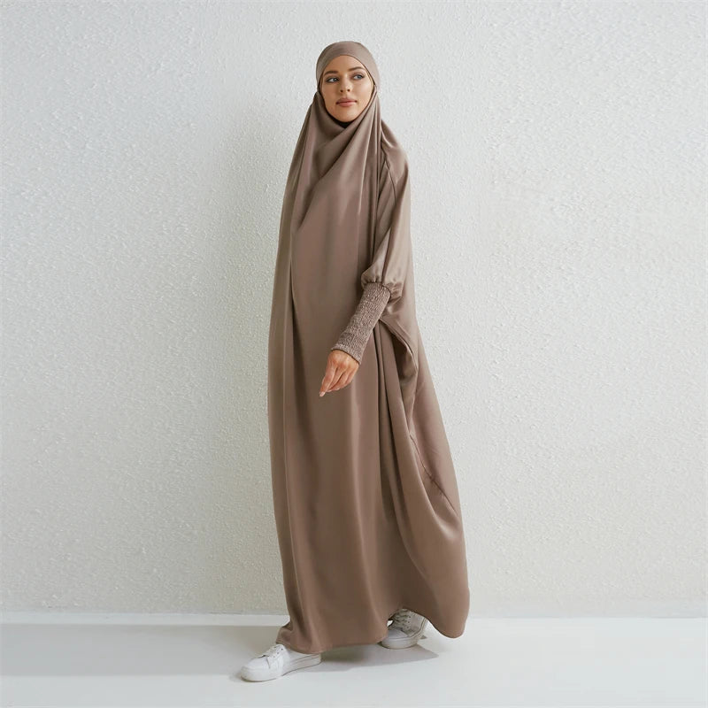 Graceful Flowing Abaya